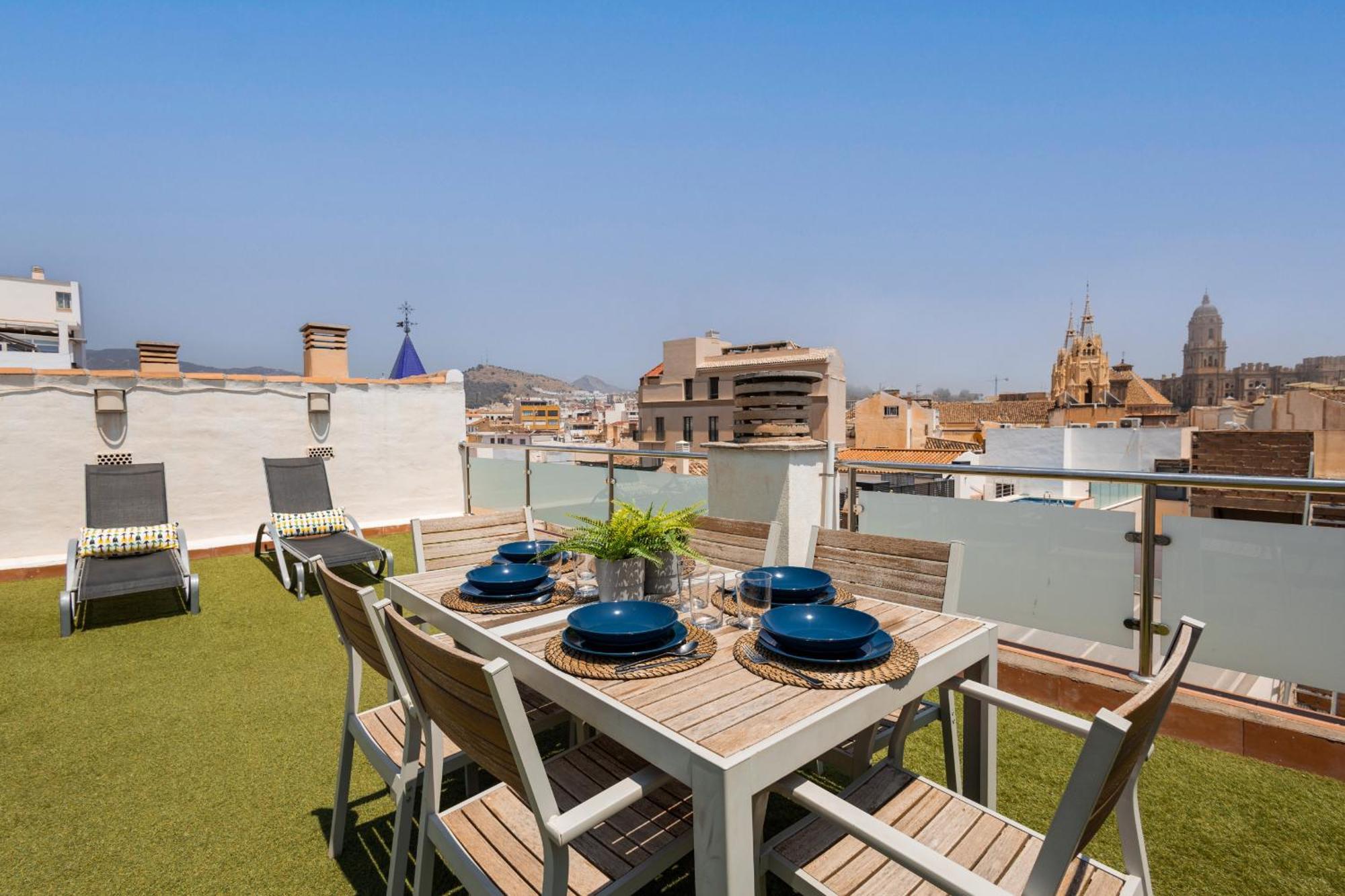 Appartamento C103 - Sunny Terrace, Old Town Views Málaga Esterno foto